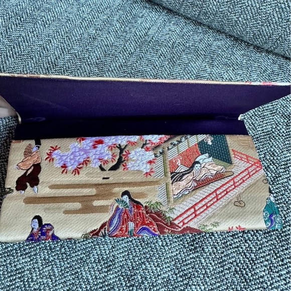 Vintage Japanese Silk and Embroidery Women Wallet- Bought from Kyoto - Picture 2 of 4
